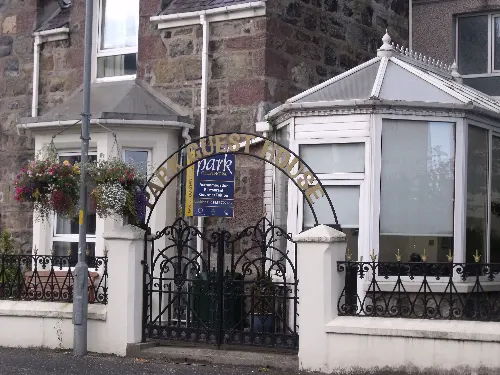 Guest House with Restaurant