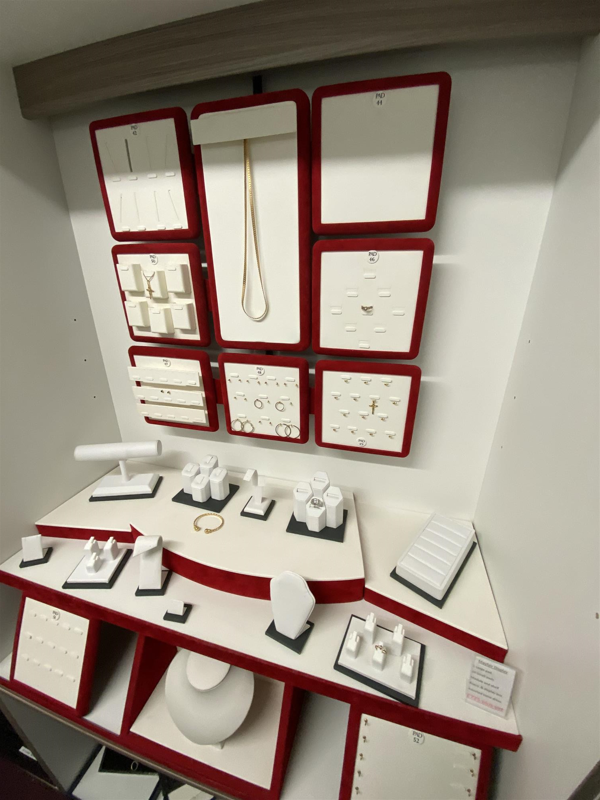 Bespoke display manufacturer for the jewellery industry - West Midlands