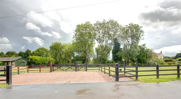 Kennels & Cattery
