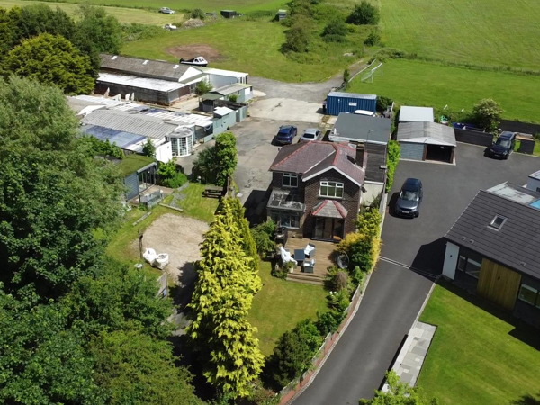 KENNELS AND CATTERY BUSINESS WITH RESIDENCE AND LAND