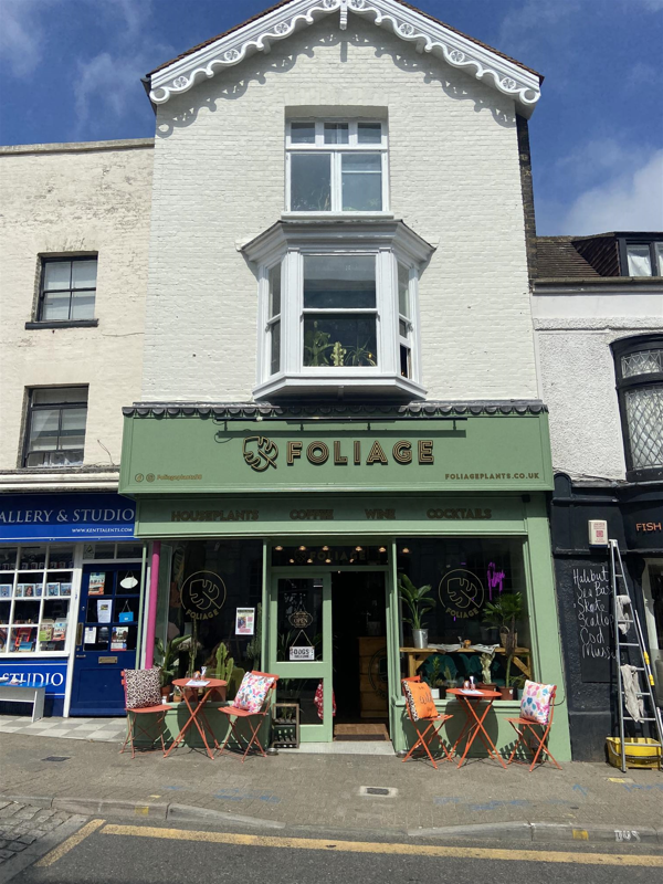 LICENSED CAFE BAR, PLANTS & FLORISTS