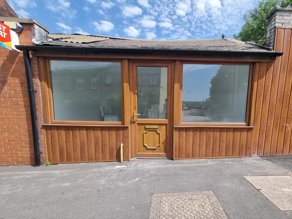 VACANT SHOP UNIT