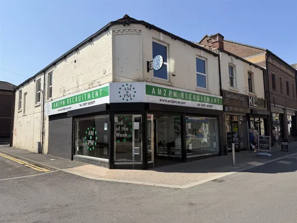 PRIME TOWN CENTRE VACANT UNIT WITH VERSATILE ACCOMMODATION