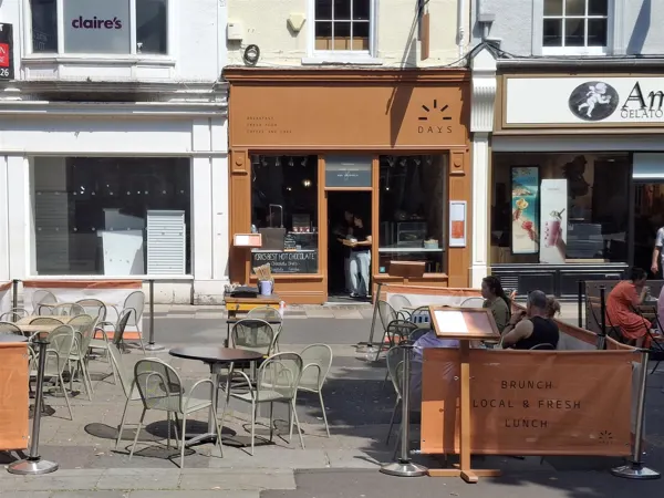LICENSED CAFE