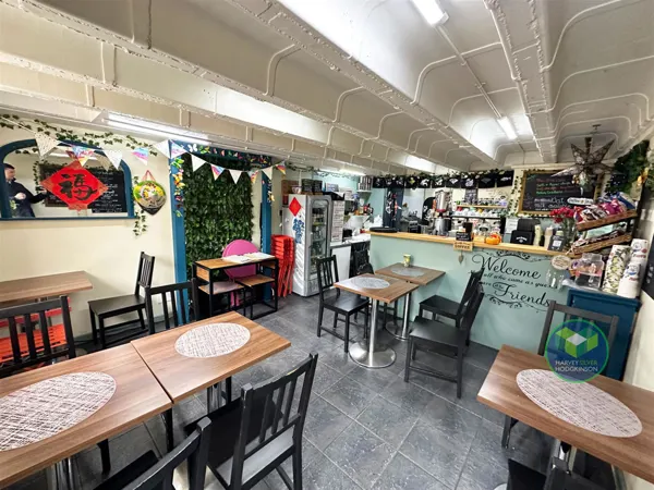 CAFE CLEO