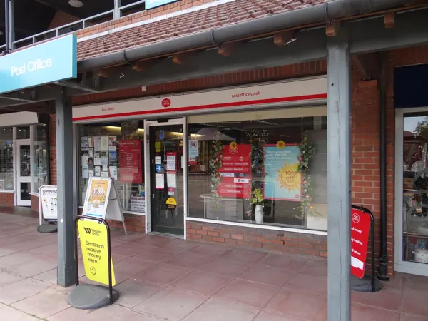 Very Well Presented Mains Post Office