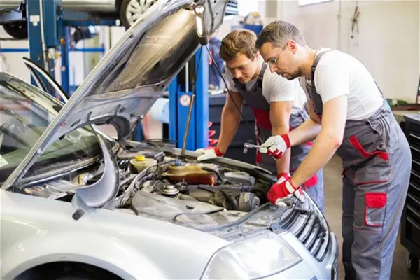 REPUTABLE VEHICLE BODY SHOP
