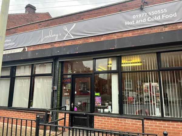 ESTABLISHED CAFE LOCATED IN CASTLEFORD, WAKEFIELD