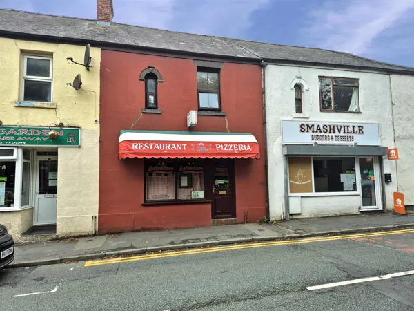 FLINTSHIRE - ESTABLISHED ITALIAN RESTAURANT IN TOWN CENTRE LOCATION