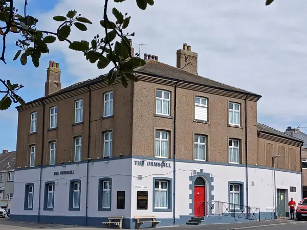 FURNESS PENINSULA - SUBSTANTIAL 9 BEDROOM HOTEL & PUBLIC HOUSE